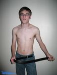 Nerdy twink Billy Gee loses his shirt and jeans and jerks