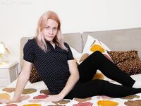 Hot shemale Sasha Deluxe shows off her big ass & her