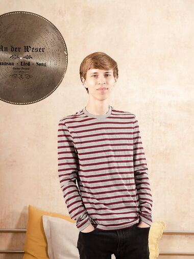 Skinny gay teen boy Gabe Isaac grabs his huge dick &