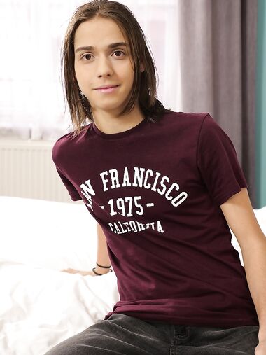 Adorable gay boy Jake Olsen unveils his lean body and shows