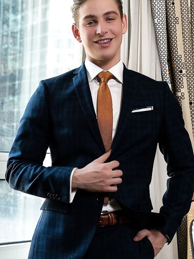 Men At Play Reno Gold